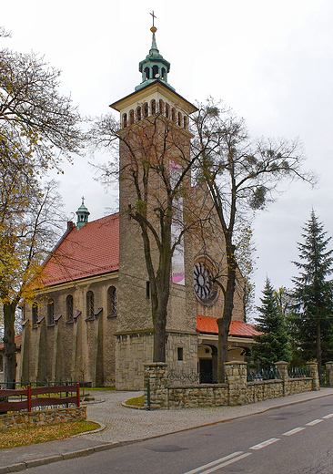 Koci pw.w.Bartomieja Apostoa w  Pogrzebieniu