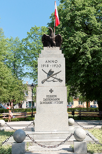 Zagrw - Duy Rynek - pomnik polegych w latach 1918 - 1920