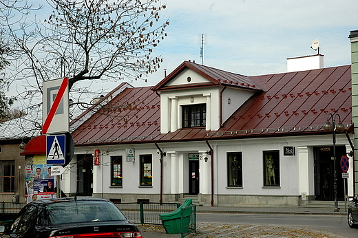 Busko Zdrj - dworek w centrum