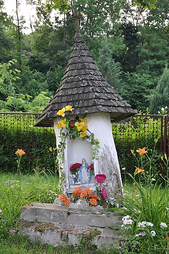 kapliczka w okolicach Borsuki - Konstantynw