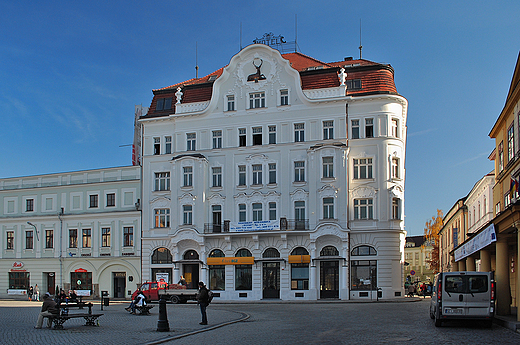 Secesyjny gmach hotelu Pod Jeleniem.