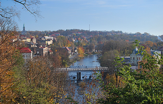 Panorama miasta ze wzgrza zamkowego.