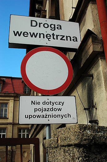 Jelenia Gra - zakaz dla rwnych i rwniejszych