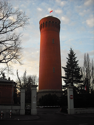 Warszawa. Filtry Lindleya. Wiea cinie.