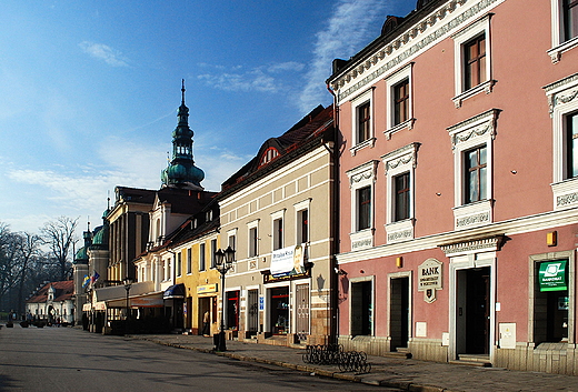 Rynek w Pszczynie, tzw. strona ratuszowa.