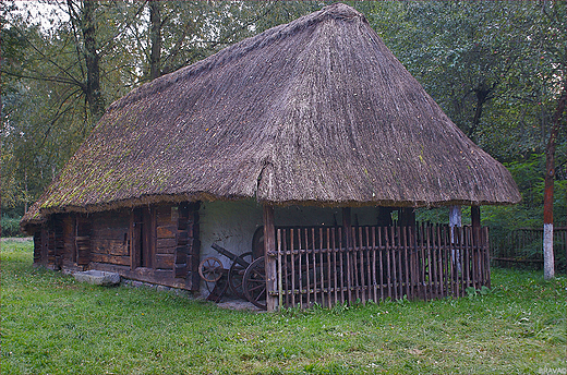 Muzeum Wsi Opolskiej - chlew, obora z  Wichrowa