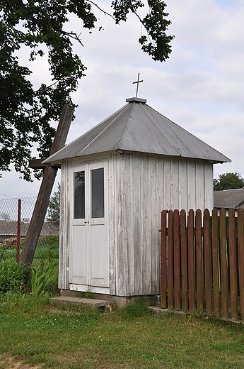 kapliczka przydrona w Borsukach