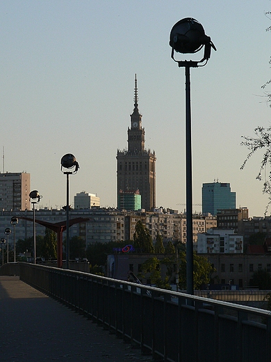 Paac Kultury i Nauki widziany z Mostu witkokrzyskiego na Wile