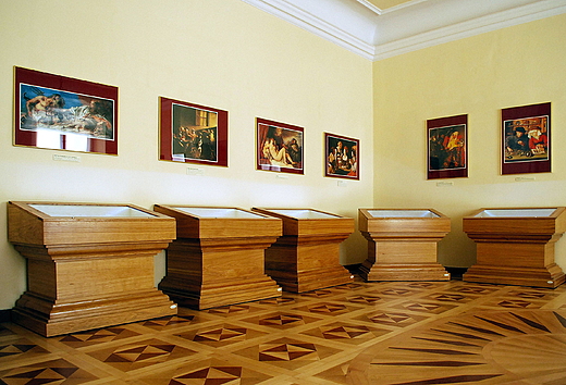Galeria sztuki wspczesnej w muzeum zamkowym.