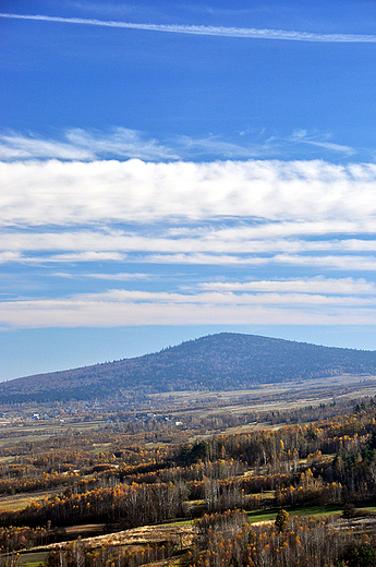 ysica (612 m n.p.m.) ogldana ze stokw Dbrwki (444 m n.p.m.)