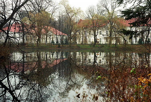 Zwierzyniec - budynek zarzdu Ordynacji Zamojskiej z XIX w.