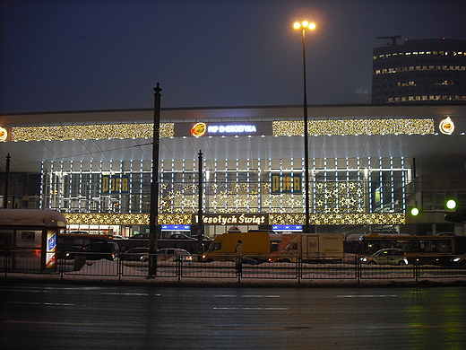 witeczna Warszawa. Dworzec Centralny.