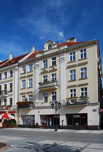 Zabytkowe kamienice w centrum.