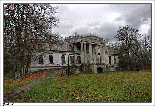 Grodziec - barokowy paac barokowy z II po. XVIII w.