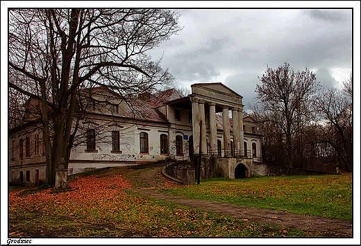 Grodziec - barokowy paac z II po. XVIII w.