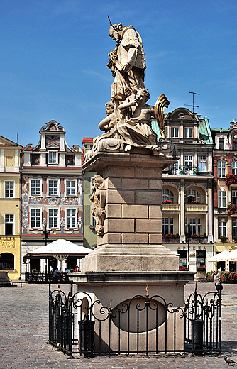 Stary Rynek. Figura w. Nepomucena.