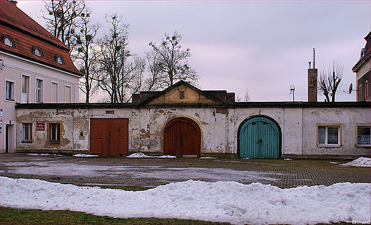 Zesp Parkowo Paacowy w Wielowsi - nieodrestaurowana cz pomieszcze gospodarczych