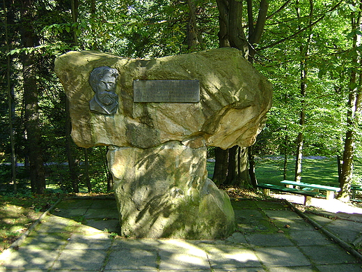 Rymanw-Zdrj- pomnik Stanisawa Wyspiaskiego