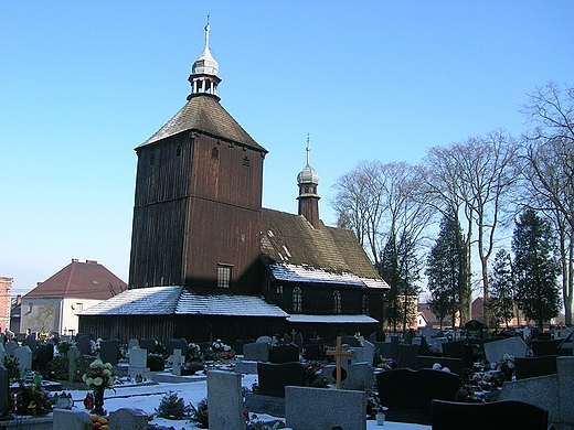 Drewniany kościól pw.św.Marcina z XVII w.w Borkach Wielkich