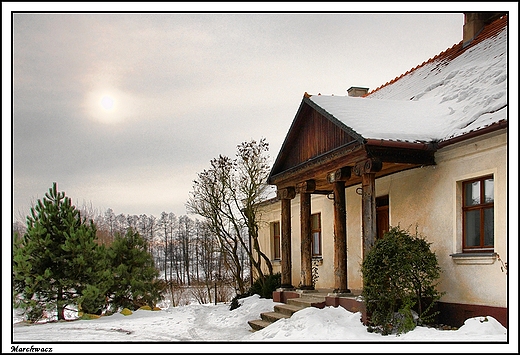 Marchwacz - jednen ze starszych domw pooonych w majtku Niemojowskich