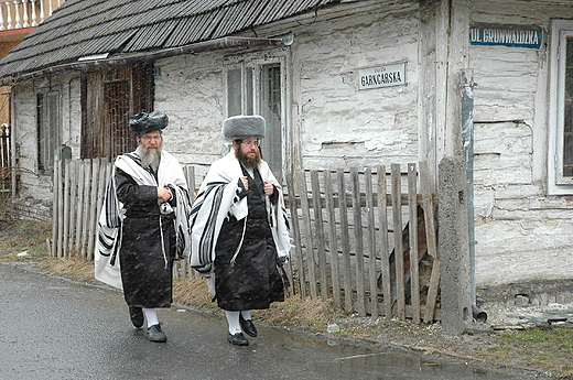 Leajsk - na ulicy, w szabes