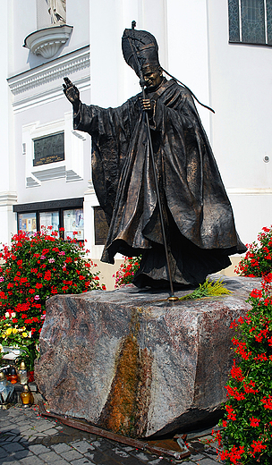 Wadowice. Pomnik Jana Pawa II