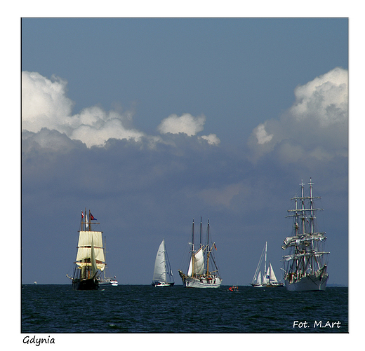 Gdynia - The Tall Ships' Races 2009: parada aglowcw