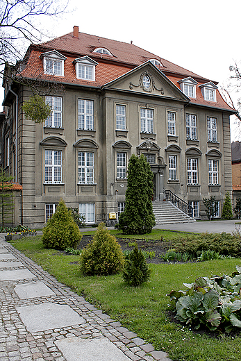 Grudzidz - budynek biblioteki miejskiej