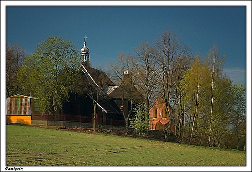 Pamicin - barokowy, drewniany koci parafialny p.w. w. Jana Chrzciciela z 1727 roku