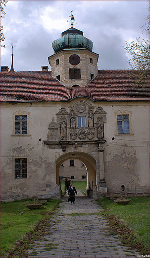 Gogwek - Zamek Oppersdorffw - brama