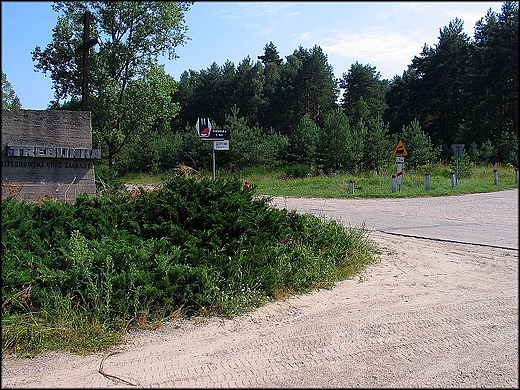 Wjazd do Mauzoleum - Treblinka