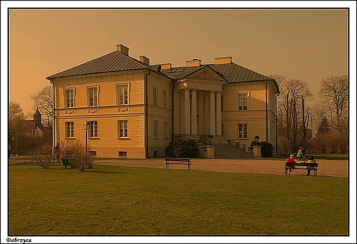 Dobrzyca - klasycystyczny paac Gorzeskich