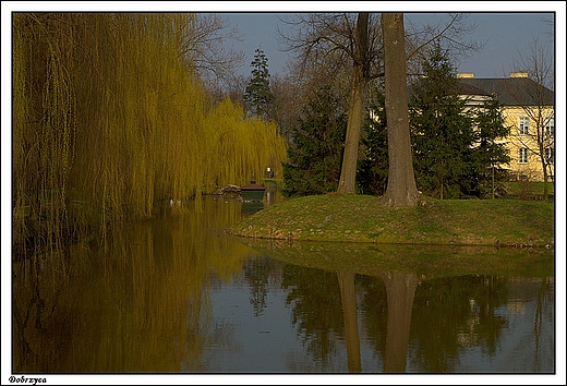 Dobrzyca - zesp paacowo-parkowy Gorzeskich