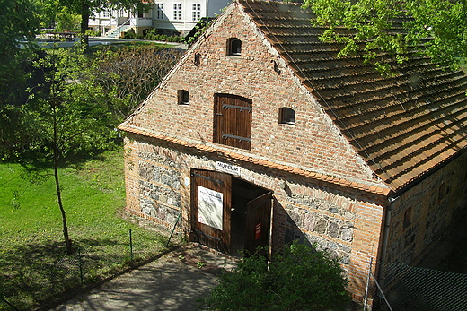 Muzeum Mynarstwa i Wodnych Urzdze Przemysu Wiejskiego w Jaraczu.