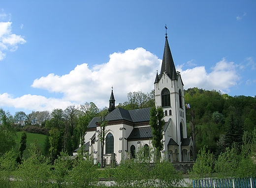 Laskowa.Koci Najwitszego Imienia Maryi z 1925 r.