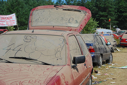 Woodstockowe samochody. Przystanek 2009