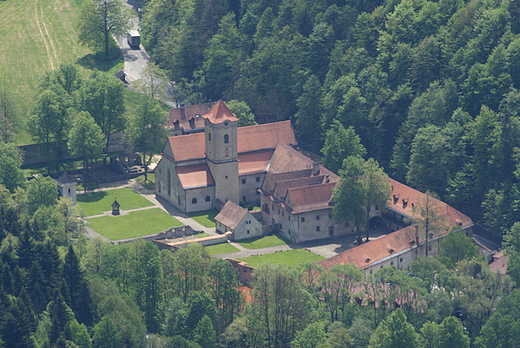 Widok z Trzech Koron na Czerwony Klasztor na Sowacji