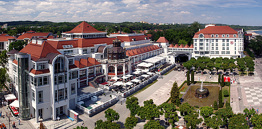 Sopot. Widok z latarni na Hotel Sheraton.