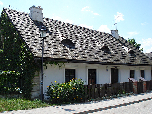 Na ulicy Lubelskiej w Kazimierzu dolnym