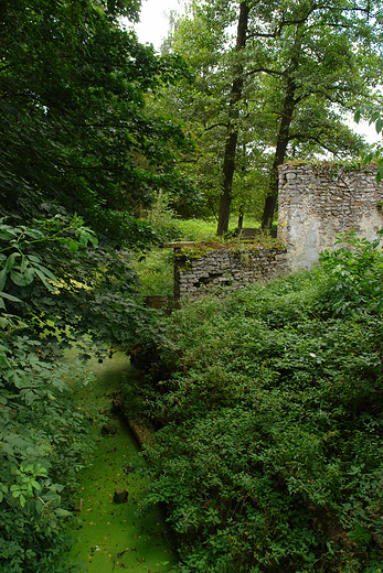 Ruiny starego myna na Belniance. Sopiec