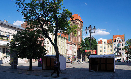 Toru. Katedra w. Jana widziana z Rynku Nowomiejskiego.