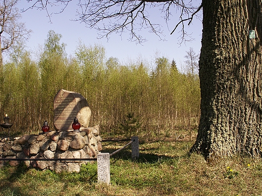 pamięci...