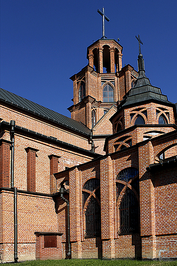 Gorzyce - eklektyczny koci  pw. w. Andrzeja Boboli