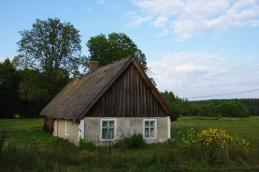 Typowa wiejska chatka.