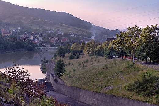 Jezioro ywieckie w okolicach Oczkowa