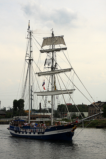 Gdask, XV edycja Baltic Sail 2011, parada aglowcw na Motawie