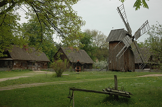 Ciechanowiec - skansen, sekcja wiatrakw