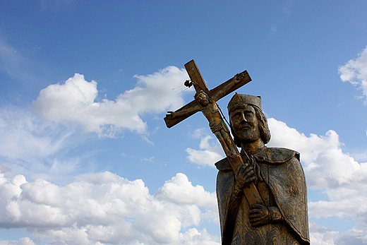 Ustka - figura Jana Nepomucena przy wejciu do portu