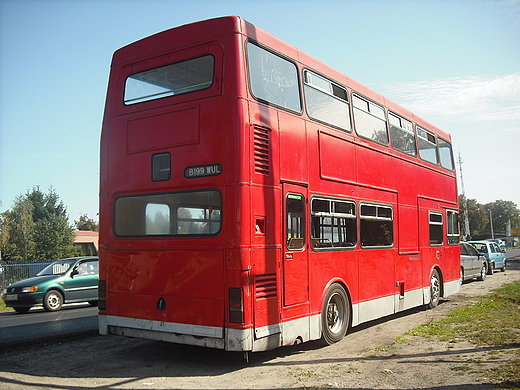 Otrbusy. Muzeum Motoryzacji i Techniki. Autobus pitrowy.