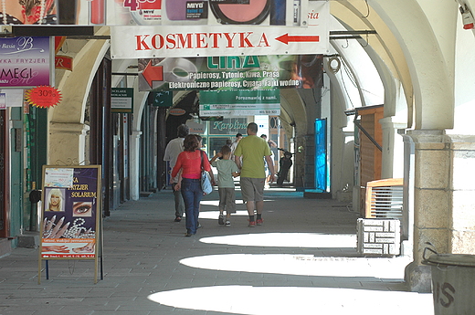 Cieszyn - podcienia w kamieniczkach przy rynku